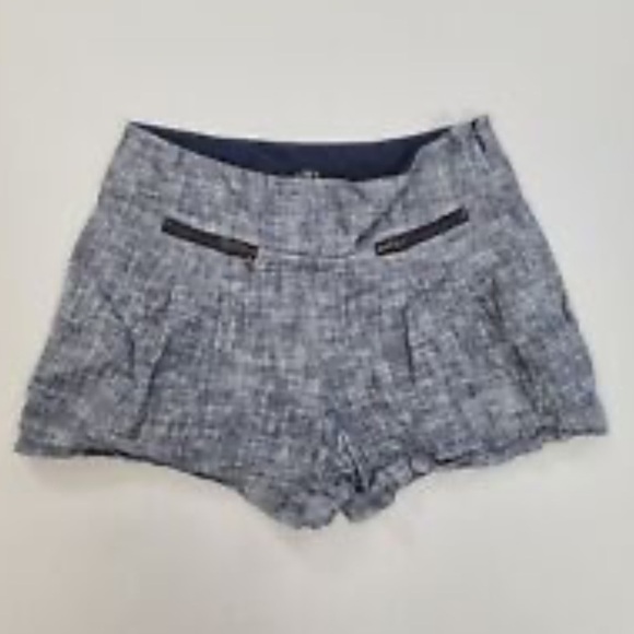 Ann Taylor Gray Linen Shorts - Classic Summer Style, SIze 00 - Picture 4 of 10